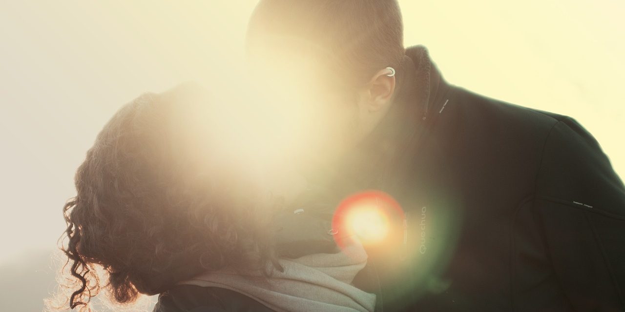 5 INGREDIENTES PARA TROPEZARTE CON TU CHICO IDEAL