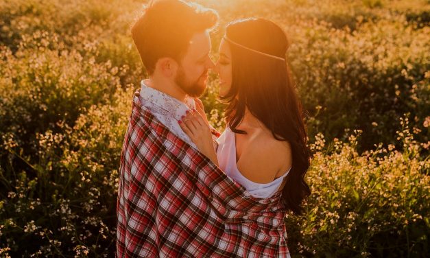 Relaciones Conscientes: El Arte de Amar sin Apegos