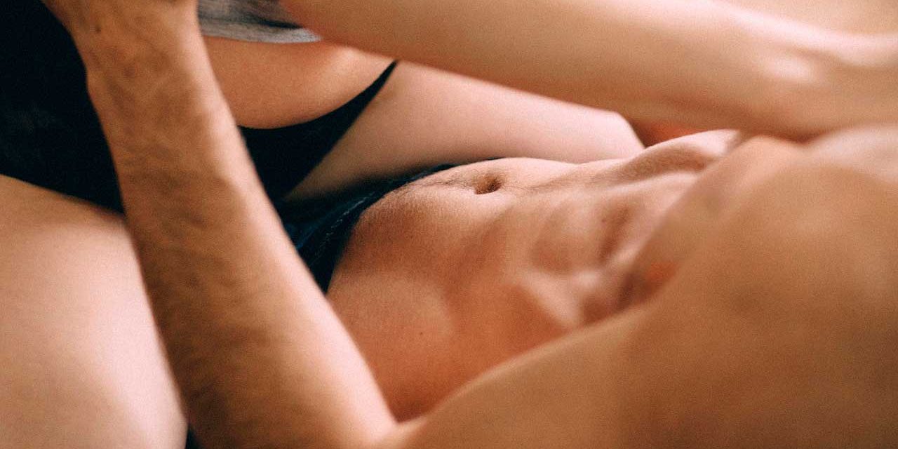 Cómo Nutrir la Conexión Física y Sexual en una Relación Consciente
