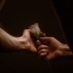 Cómo Sanar Heridas Emocionales para Atraer una Relación Consciente